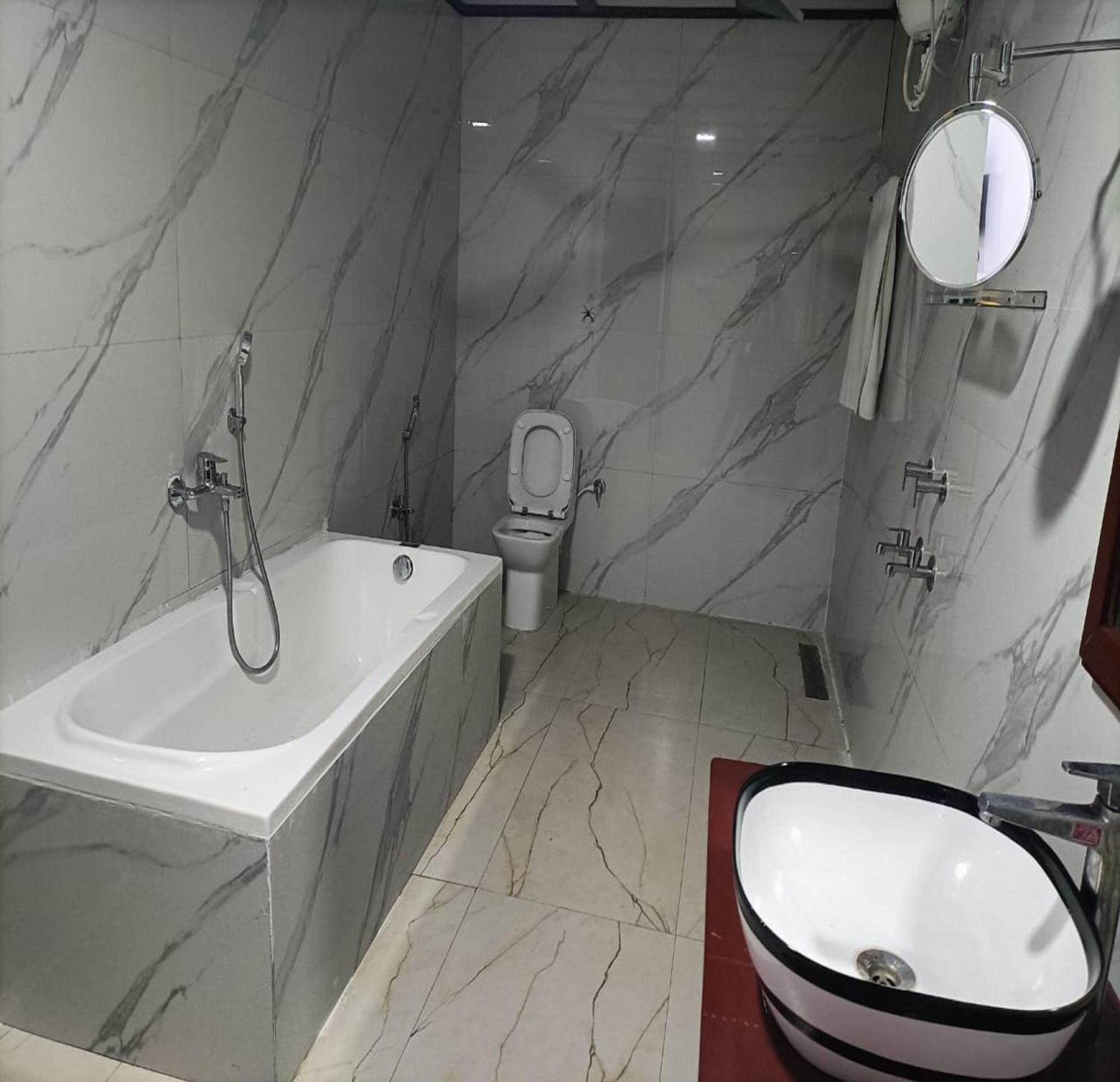 Green Point - Hotels And Resorts In Angul Bagian luar foto