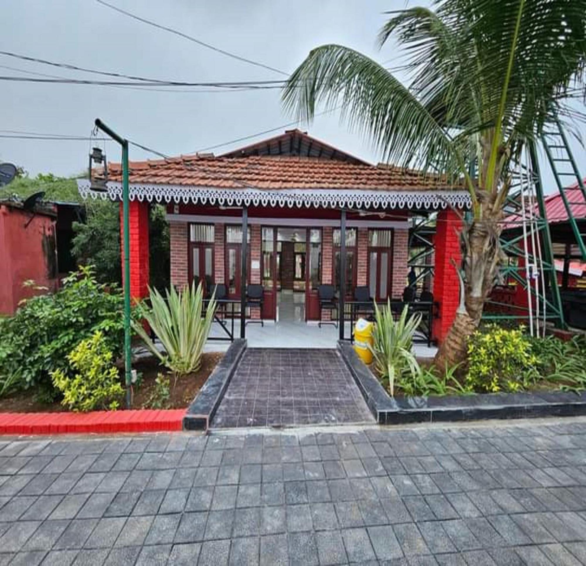 Green Point - Hotels And Resorts In Angul Bagian luar foto